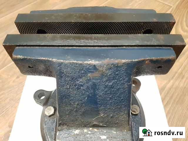 Тиски слесарные тсс-200 новые Щёлково - изображение 1