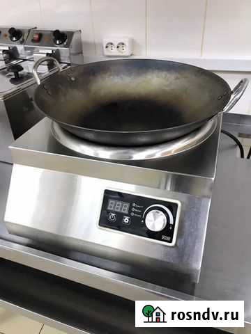 Электросковорода Вок Губкин - изображение 1