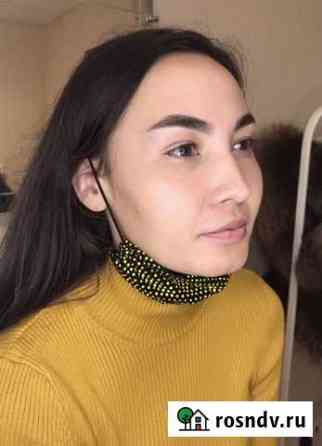Модель на оформление бровей Мурино