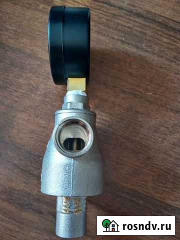 Продам редуктор давления с манометром Ростов-на-Дону - изображение 1