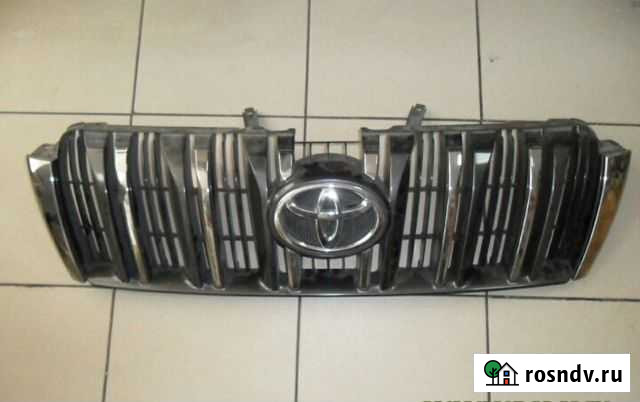 Решетка радиатора Toyota Land Cruiser Prado 150 Новочебоксарск - изображение 1