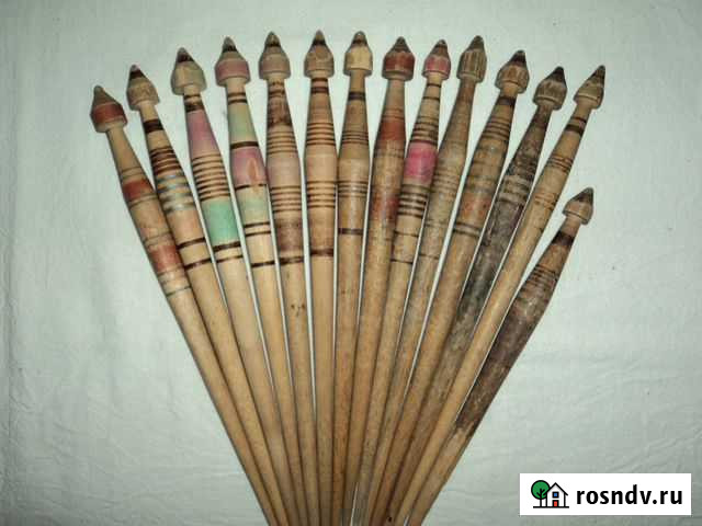 Веретено и ещё другие атрибуты для прядения пряжи Гусь-Хрустальный - изображение 1