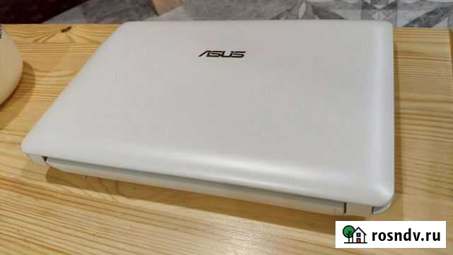Нетбук, ноутбук Asus PC1015BX белый Троицк - изображение 1