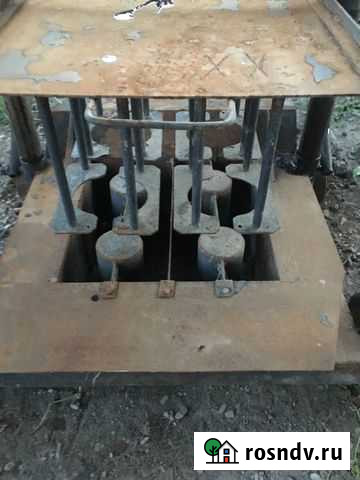 Продам машинку для изготовления шлакоблока Семикаракорск - изображение 1