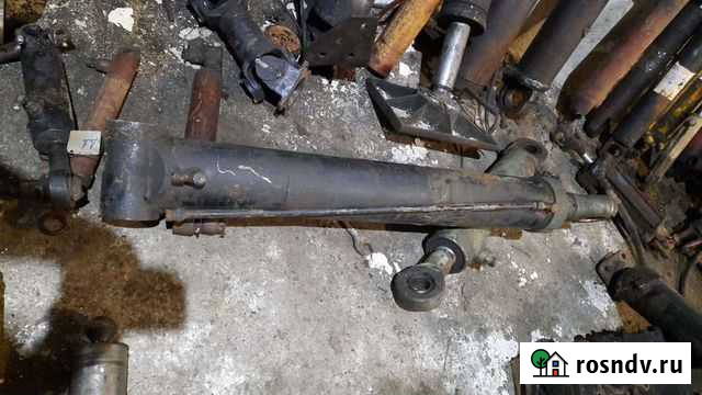 Гидроцилиндр рукояти Велмаш Кирс - изображение 1