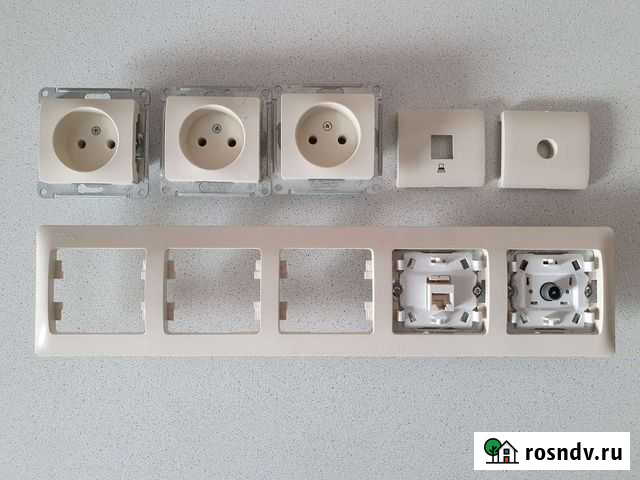 Розетки встраиваемые Курган - изображение 1