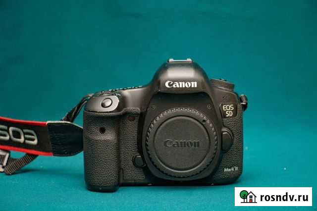 Зеркальный фотоаппарат Canon 5D Mark III Новокузнецк - изображение 1