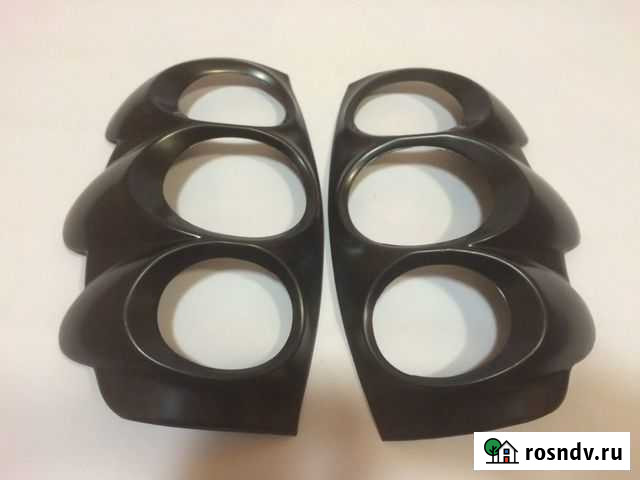 Накладки на задние фары нива-шевроле Ялта - изображение 1