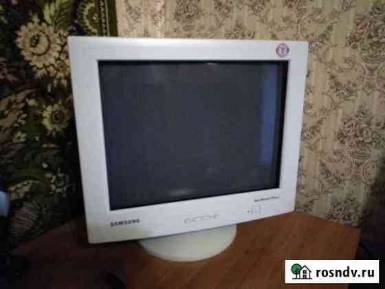 Монитор Samsung SyncMaster 757DFX 17 Балахна