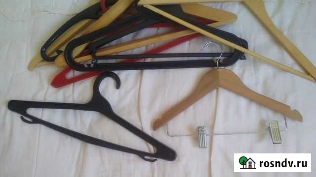 Вешалки плечики 45 шт Новый Уренгой - изображение 1