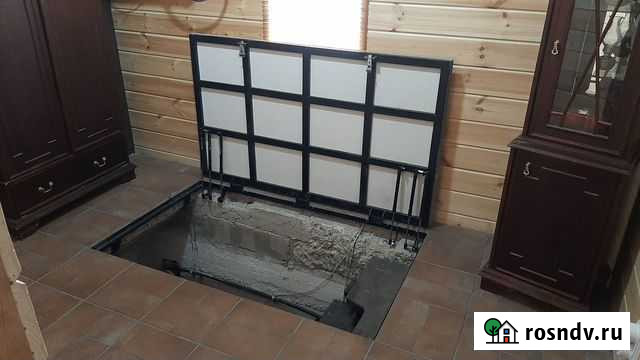 Люк напольный под плитку с амортизаторами Кострома - изображение 1