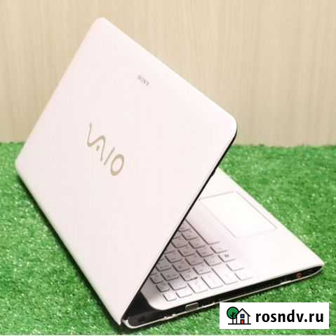 Sony Vaio SVE151C11V Core i5 4 Гб HD7650 Уссурийск - изображение 1