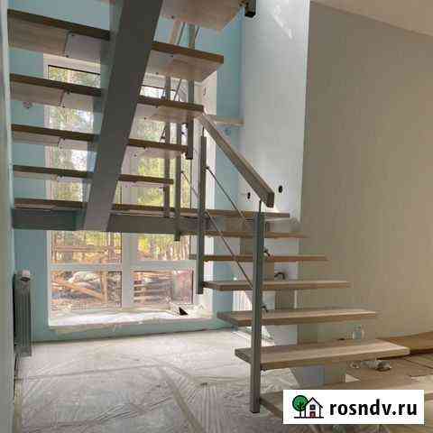 Лестница Энгельс