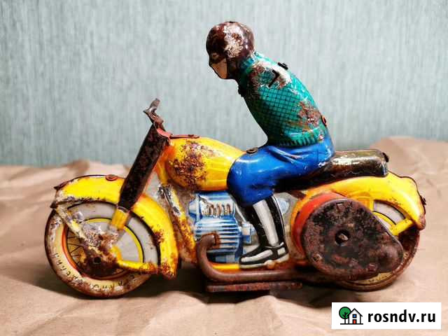 Жестяная старинная игрушка СССР Мотоциклист 1950-е Уфа - изображение 1