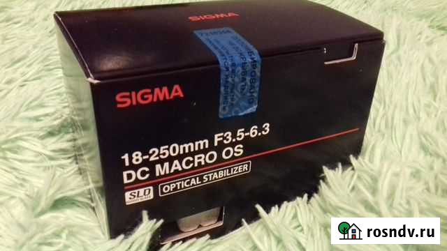 Объектив Sigma AF 18-250mm f/3.5-6.3 DC OS HSM Mac Октябрьский - изображение 1