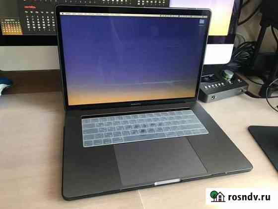 Apple MacBook Pro 15 512GB Touch Bar (серый косм) Самара