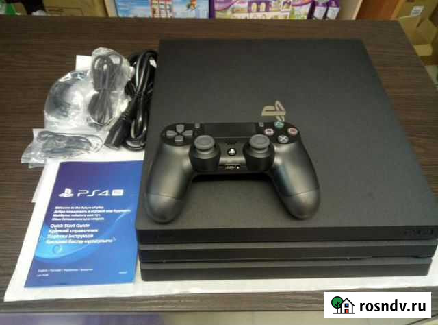 Playstation 4 pro 1tb jet black с коробкой Волгоград - изображение 1