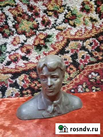 Бюст Есенина Комсомольск-на-Амуре - изображение 1