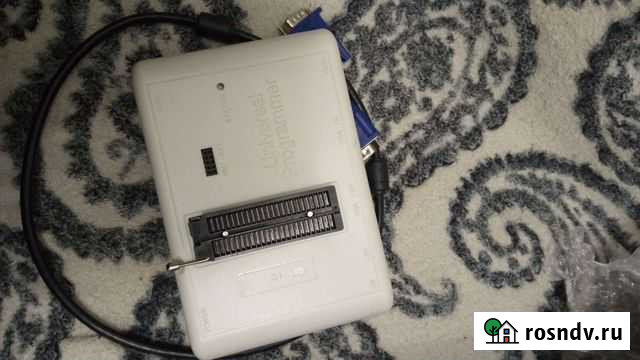 Программатор rt809h почти новый 32 предмета Радужный - изображение 1