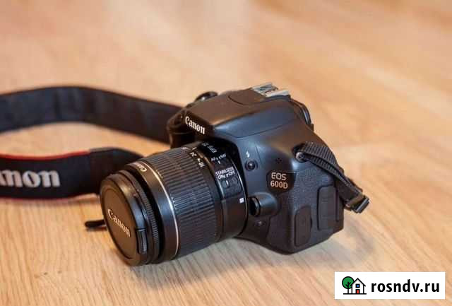 Зеркальный фотоаппарат canon 600d Буйнакск - изображение 1