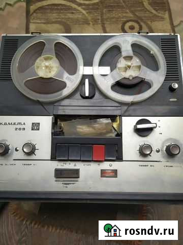Катушечный магнитофон Комета 209 Саратов - изображение 1