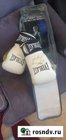 Боксерские перчатки с автографом Алексея Папина Томск - изображение 1