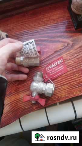 Краны valtek 1/2 новые остались после ремонта Омск - изображение 1