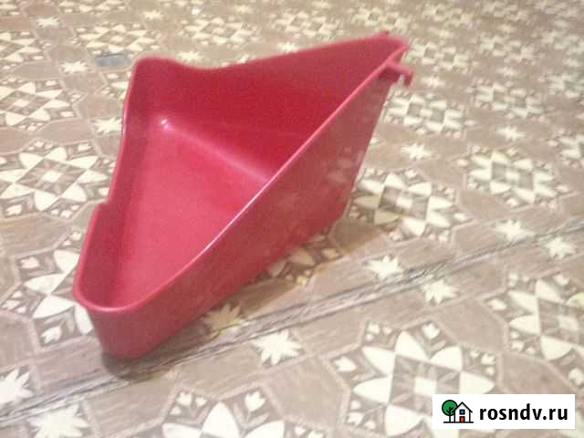 Лоток для корма угловой Брянск - изображение 1