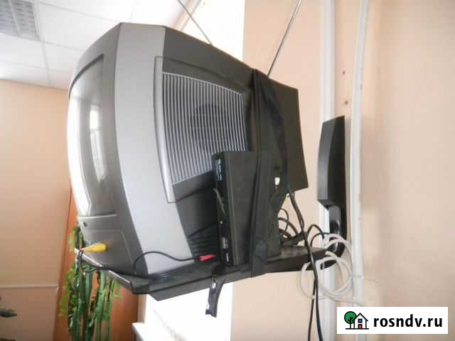 Настенная подставка для тв Гатчина - изображение 1