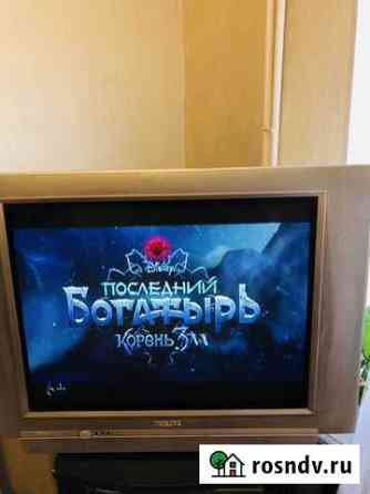 Телевизор Phillips. диагональ 70 см. 100 герц Омск