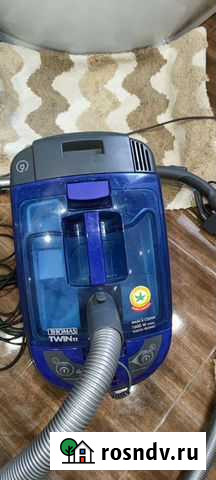 Пылесос Thomas Twin Красненькая - изображение 1