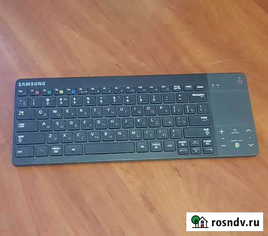 Беспроводная клавиатура Samsung vg-kbd1000 Хабаровск - изображение 1