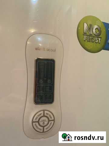 Продам Холодильник бу Хабаровск - изображение 1