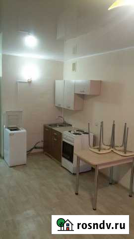 Квартира-студия, 30 м², 4/10 эт. в аренду на длительный срок в Саратове Саратов - изображение 1