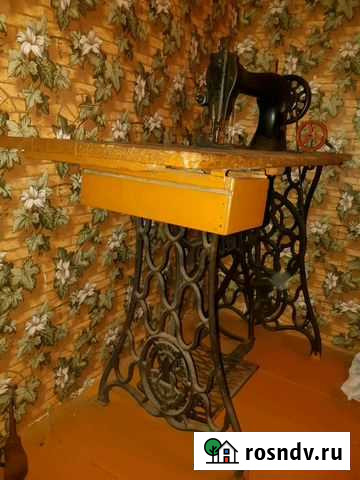 Швейная машинка Сингер +инструкция-каталог.Торг ум Шацк - изображение 1