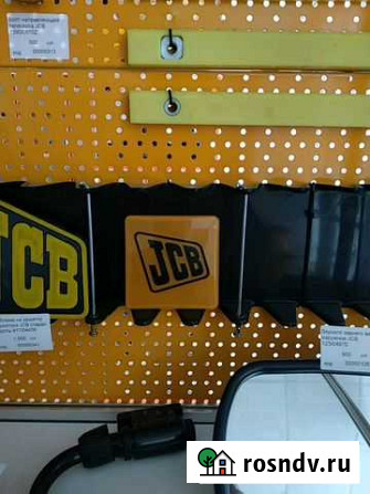 Эмблема на решетку радиатора JCB новая модель Старый Оскол - изображение 1