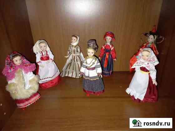Куклы в народных костюмах с журналами Пенза