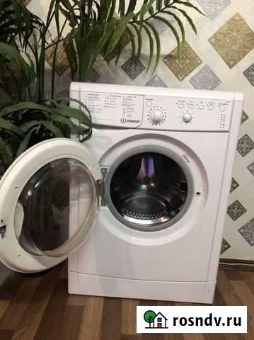 Стиральная машина indesit на запчасти Москва - изображение 1