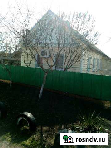 Дом 33 м² на участке 10 сот. на продажу в Новоминской Новоминская - изображение 1