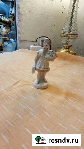 Статуэтка Первоклассница Полонне зхк Мурманск - изображение 1