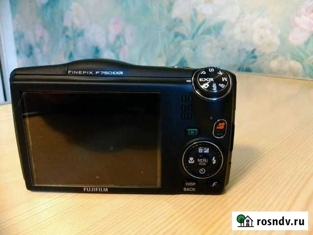 Цифровой фотоаппарат Fuji Film F750EXR(cmos) б/у Екатеринбург - изображение 1