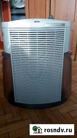 Увлажнитель и очиститель воздуха Air-O-Swiss. б/у Санкт-Петербург - изображение 1