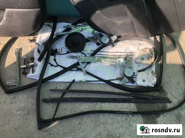 Оригинальные з/части с правых дверей Mitsubishi AS Чита - изображение 1