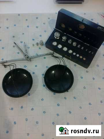 Весы ручные равноплечие и набор гирек Череповец - изображение 1