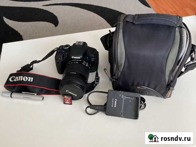 Зеркальный фотоаппарат canon 600d Курган - изображение 1