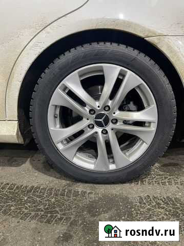 Pirelli 245/45 R17 Грозный - изображение 1