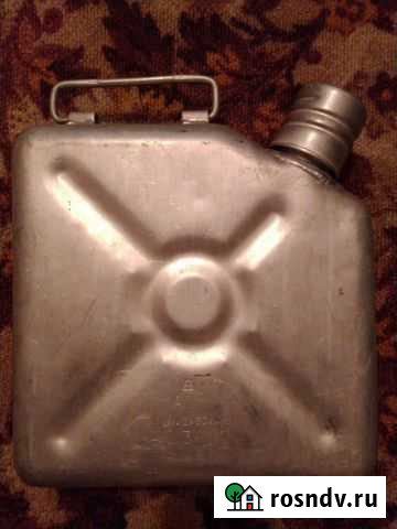 Продам канистру 3л Челябинск - изображение 1