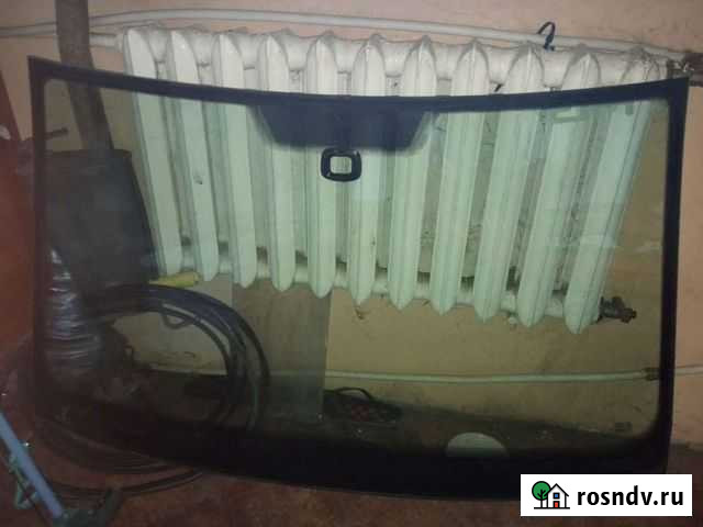 Лобовое стекло golf 5 gti Саки - изображение 1