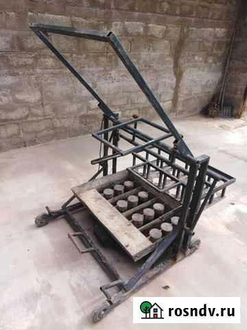 Продам вибростанок для производства блоков Комсомольск-на-Амуре - изображение 1