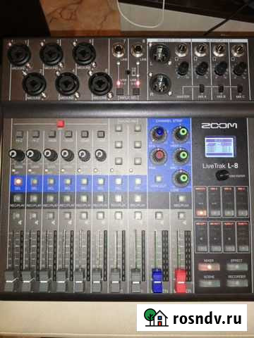 Цифровой микшер Zoom L-8 livetrak Курск - изображение 1